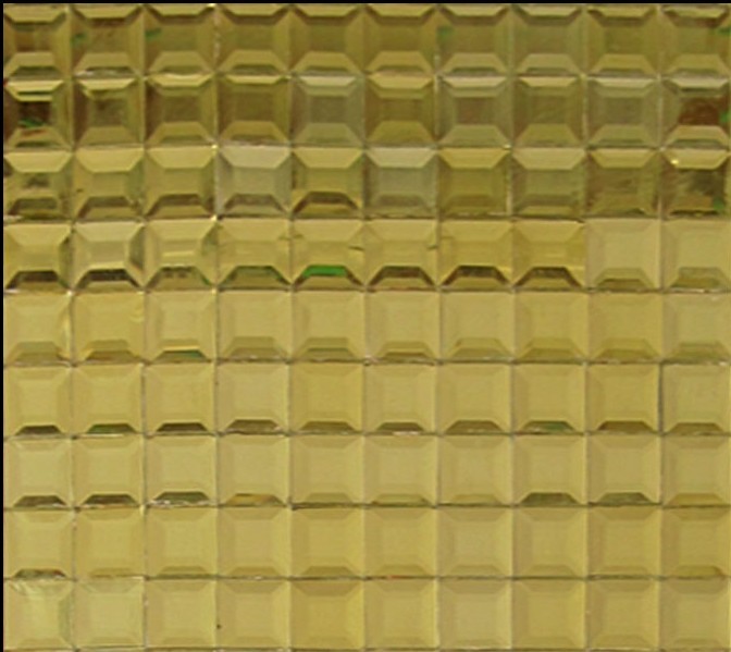 3����ĥ߅���R